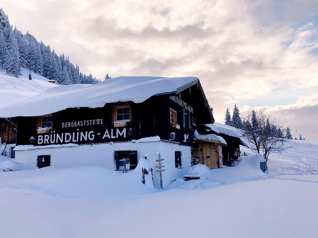 Bruendling-Alm Berggasthof Auf 1167M Auf Dem Hochfelln Bergen  Exterior foto
